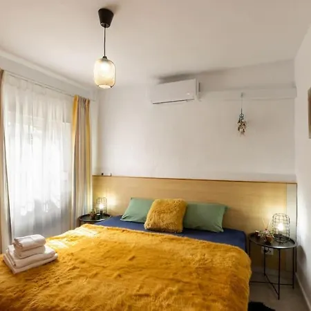 Apartment In Monte *